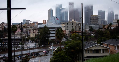 Why Los Angeles Has Avoided the Migrant Crisis Hitting New York