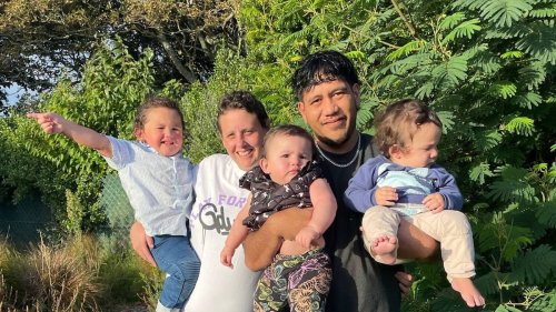 Taranaki mum Stacey Winiata diagnosed with breast cancer after giving birth to twins