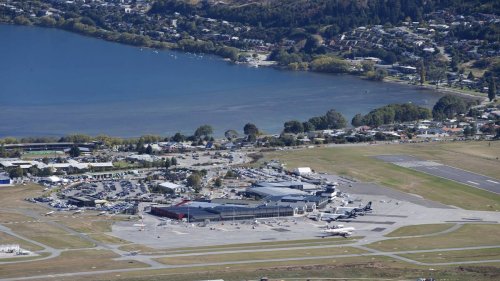 Air New Zealand flight from Melbourne couldn’t land in Queenstown due to mechanical issue
