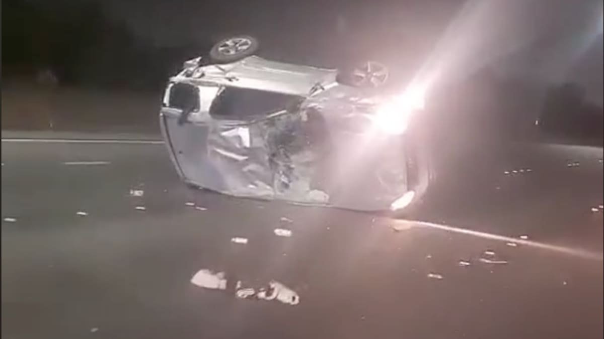 Crash delays State Highway 1 near Highbrook, South Auckland