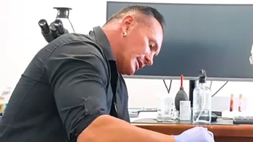 Ex-convict Iain Clegg promoted discredited blood detox, videos show him with patients in Auckland clinic