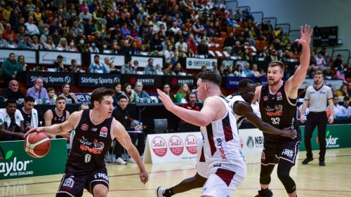 Hawks rammed again ahead of hopes for season’s first home win