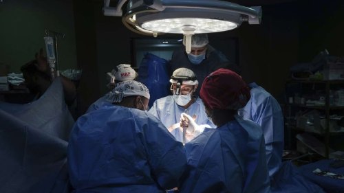 Israel-Hamas war: Doctors visiting Gaza hospital stunned by toll on Palestinian children