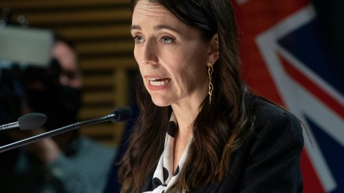 Watch live: Ardern reveals new mask-wearing mandates; Omicron 'outbreak source may never be found'