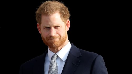 Prince Harry apologises for breaking confidentiality rules in High Court case