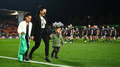 Rugby: Māori All Blacks and Ireland pay tribute to late rugby star Sean Wainui