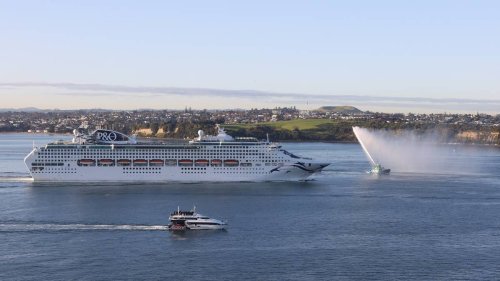 First cruise ship in New Zealand since pandemic welcomed by Auckland mayor Phil Goff, local business owners
