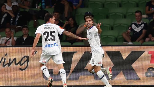 Auckland FC beat Melbourne Victory to put one hand on A-League Premiers Plate