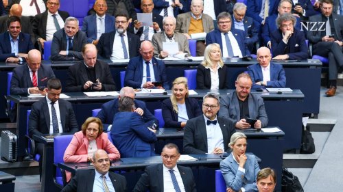Die AfD will im neuen Bundestag wichtige Posten besetzen. Doch dagegen regt sich in den anderen Parteien Widerstand