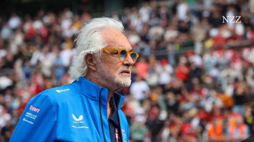 Mit 75 Jahren hat Flavio Briatore nichts an Gerissenheit eingebüsst. Wo er ist, gibt es Kontroversen
