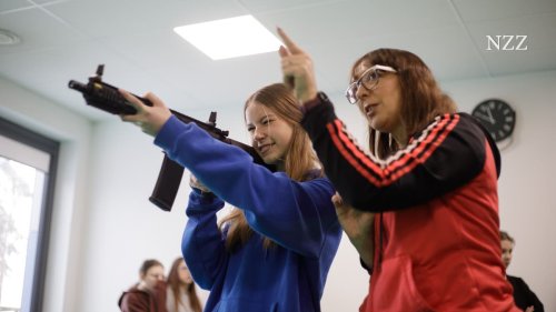 Polens Schüler müssen schiessen lernen