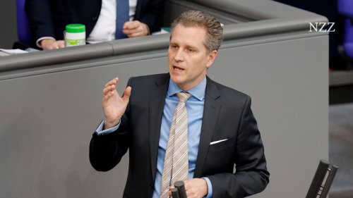 Deutschland: EU-Parlamentsausschuss für Aufhebung von Bystrons Immunität +++ Mutmasslicher Messerangreifer von Schwerin in Grossbritannien gefasst