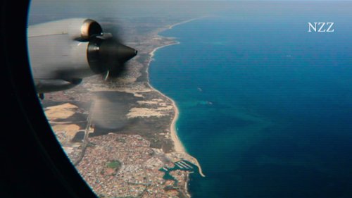 Vor über neun Jahren ist Flug MH370 spurlos verschwunden. Eine Doku zeigt nun die feine Linie zwischen Fragen und Verschwörung