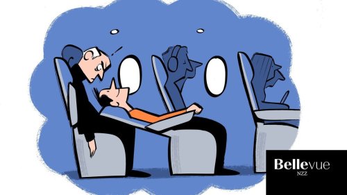 Die Stuhllehne im Flugzeug nach hinten klappen: Ist das noch erlaubt?