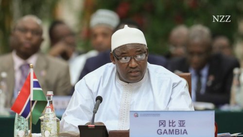 Präsidentenwahl in Gambia: Amtsinhaber nach Auszählung klar vorn