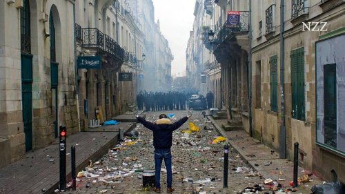 Rentenreform in Frankreich: 175 verletzte Polizisten und 201 Festnahmen bei Protesten am Dienstag
