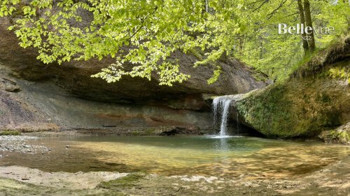 Auf dieser Wanderung im Wissbachtobel trifft Wasserkraft auf Idylle