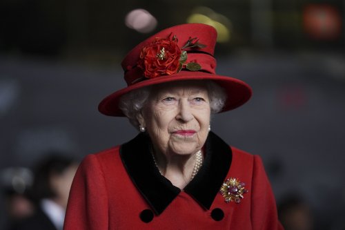 Queen Elizabeth Just Canceled the Traditional Royal Family Christmas Lunch