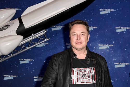 As Tesla Stock Falters, Elon Musk is Considering Selling SpaceX Shares to Fund His Twitter Deal