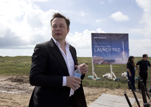 Is SpaceX Turning Its Texas Launch Site Into a Themed Luxury Resort?