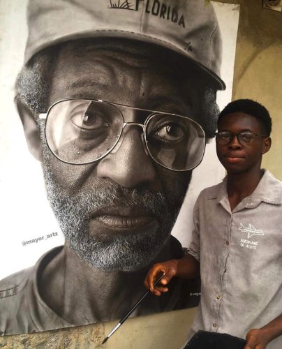 19-Year-Old Artist Creates Insanely Realistic Pencil Portraits