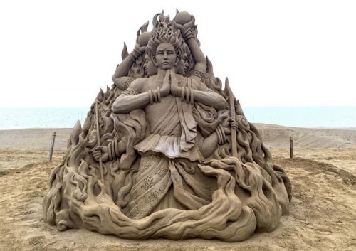 The Mind-Blowing Sand Sculptures of Toshihiko Hosaka