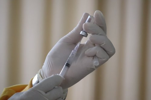 85-Year-Old Man Gets 11 Covid-19 Vaccine Jabs, Claims He’s Never Felt Better