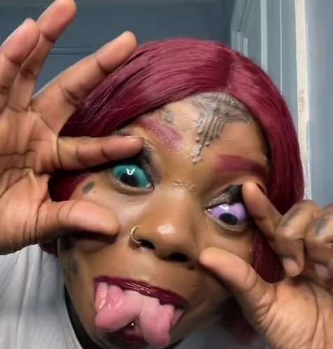 Woman Is Going Blind After Tattooing Eyes Blue and Purple