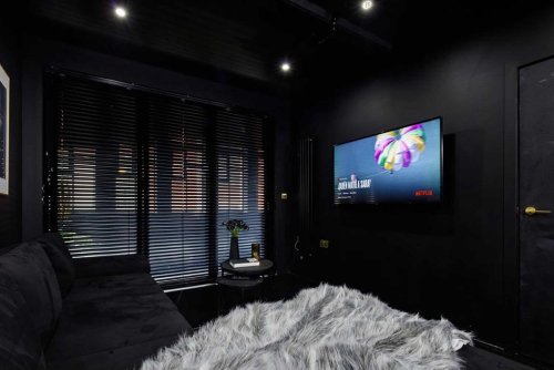 All-Black Apartment Inspired by Batman Can Be Yours For Just $460,000 |  Flipboard