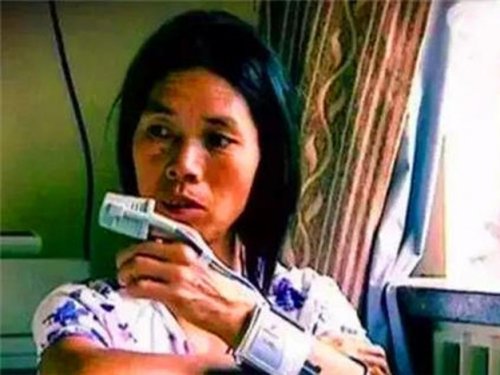 Chinese Woman Claims She Hasn’t Slept in 40 Years