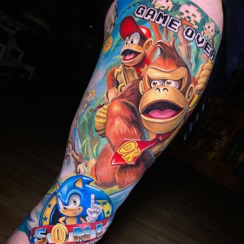 Tattoo Artist Creates the World’s Most Amazing Gaming and Comic-Inspired Tattoos