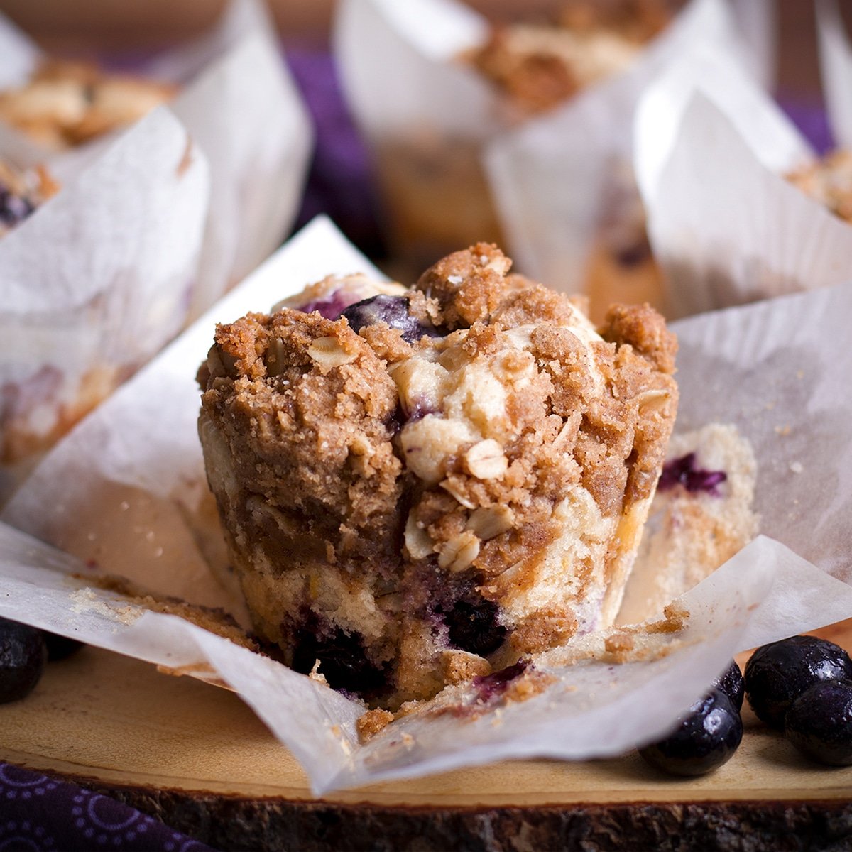 Sour Cream Streusel Blueberry Muffins