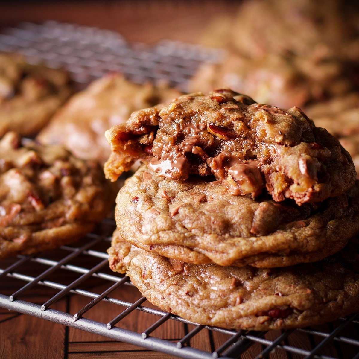 Chocolate Chip Pecan Cookies {Extra Gooey}
