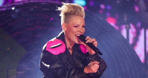 Pink Summer Carnival Tour setlist 2023 in full