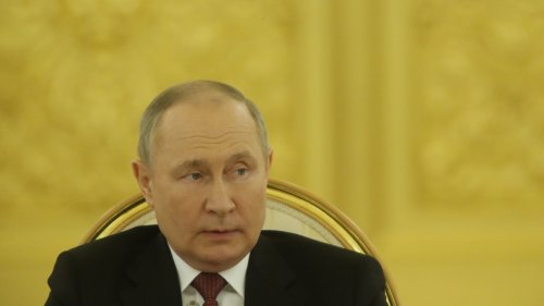 Britischer Ex-Spion behauptet: Putin muss ständig Pausen machen wegen medizinischer Behandlung
