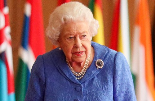 Queen Elizabeth II.: Im Familienstreit greift sie durch!