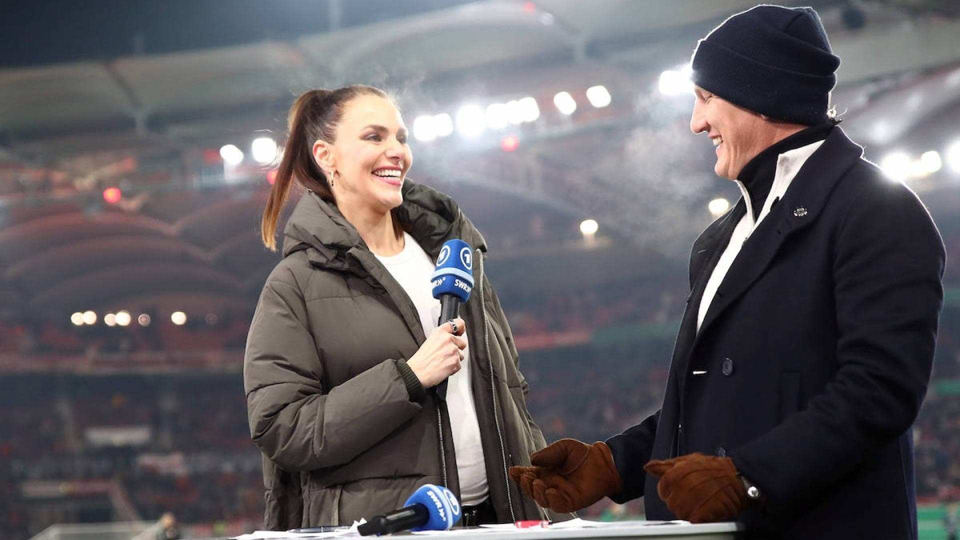 Esther Sedlaczek: Nach Andeutung von Bastian Schweinsteiger – Baby-News bestätigt