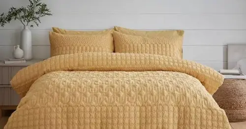 'Expensive looking' Dunelm duvet set that 'doesn't need ironing' now under £23 in Easter sale