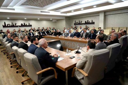 Efkan Ala’dan AK Parti Bursa’ya ziyaret