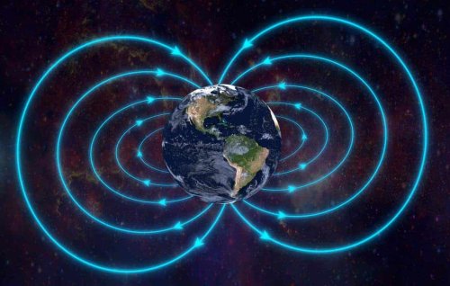Polo norte magnético da Terra migra rapidamente para a Rússia; entenda