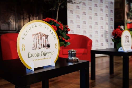 Small Producers, Oleotourism Take Center Stage at Ercole Olivario