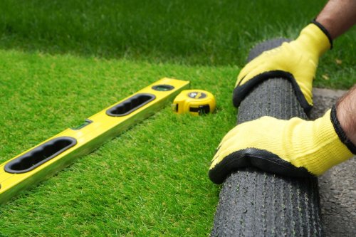Turf War: Weighing the Pros and Cons of Fake Grass