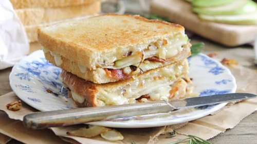 The Cheesier, The Better: 25 Must-Try Cheese Recipes