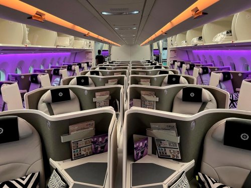 Why Don’t Airlines Offer Free Upgrades To Empty Seats?