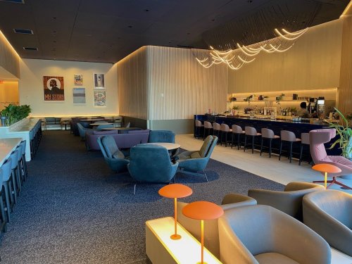 The 7 Best Airport Lounges In The United States