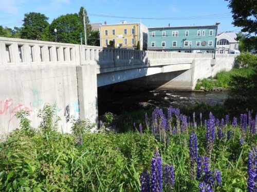 The Charming Small Town In Maine That Was Named After A Waterfall