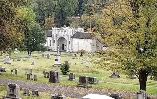One Of The Most Haunted Cemeteries In Vermont Is Also The Most Beautiful