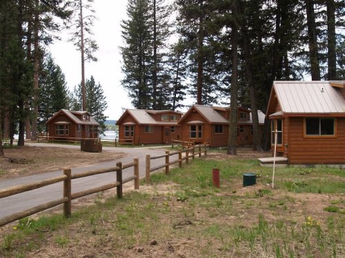 Tucked Away In A State Park, These Lakeview Cabins Are The Perfect Way ...