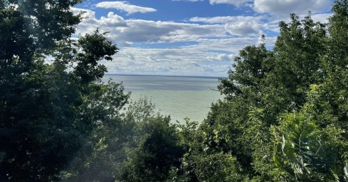 The Breathtaking Scenic Drive Through Wisconsin That Runs Along Lake Winnebago