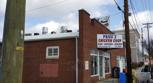 The Fried Chicken at Price's Chicken Coop In North Carolina Might Just Be Better Than Your Mom's